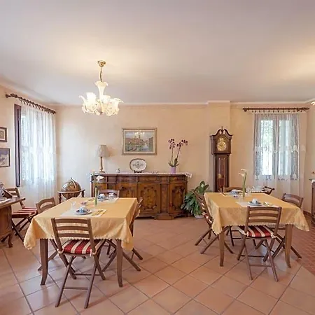 Agrib&b Corte Burchio B&B 아드리아