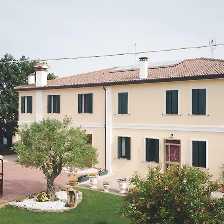 Bed & Breakfast Agrib&b Corte Burchio 3*