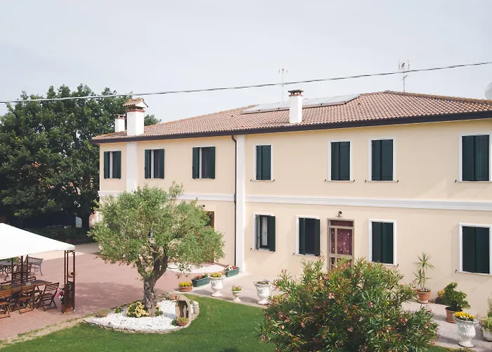 Agrib&b Corte Burchio Bed and breakfast 3*